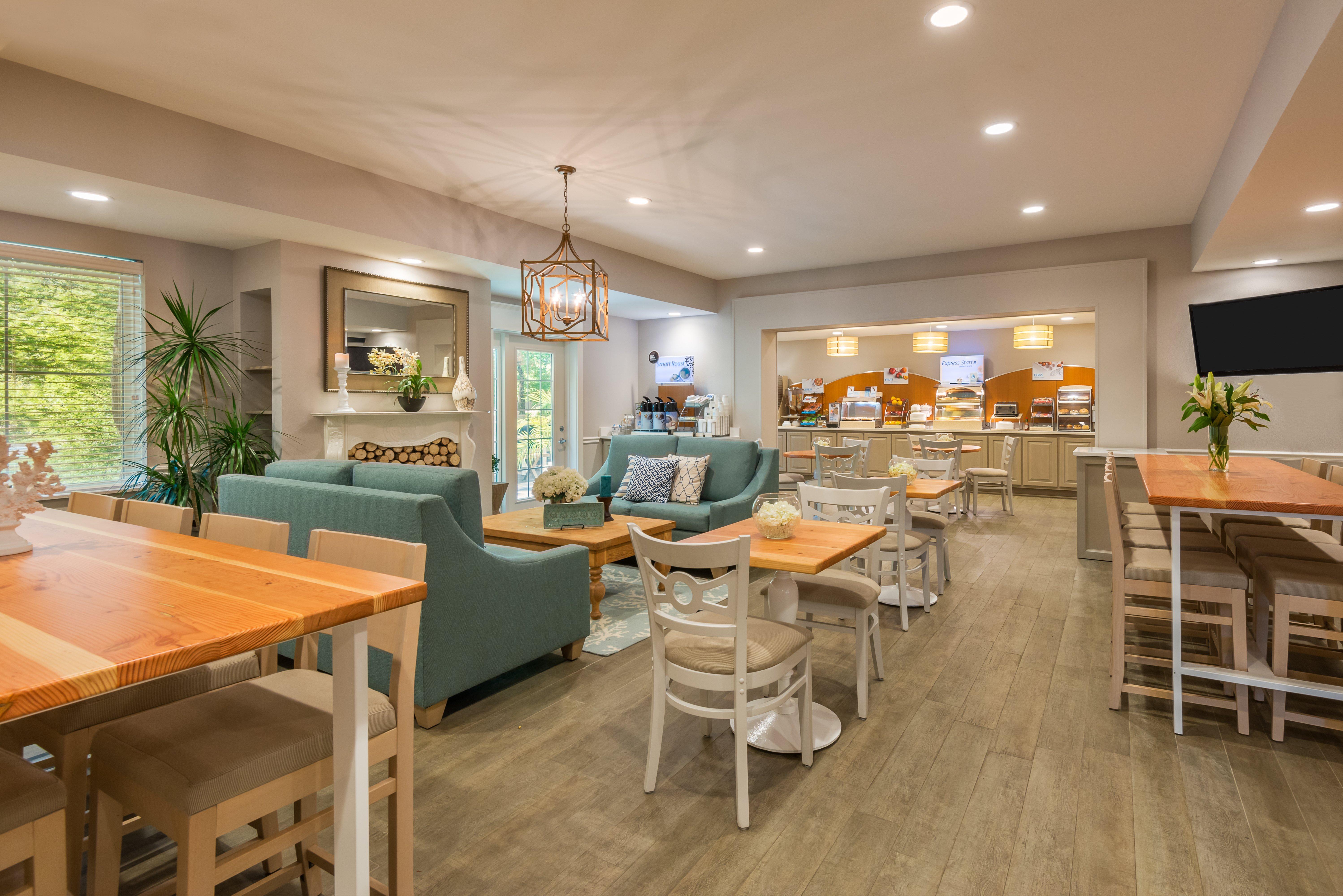 Holiday Inn Express Fairhope - Point Clear By Ihg Exterior photo